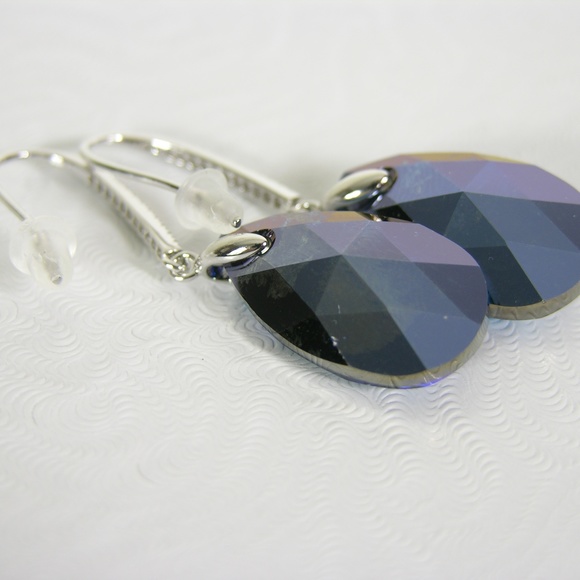 Water Droplet Earrings Made w/ Swarovski Crystals - Picture 6 of 8